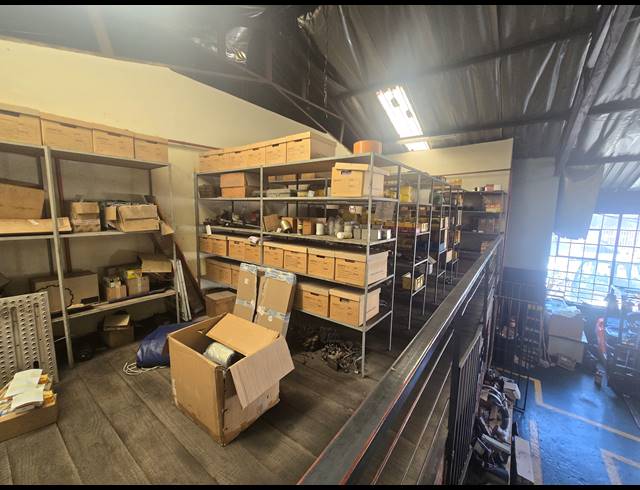 500M² WAREHOUSE TO LET IN ANDERBOLT